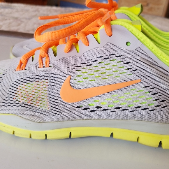 Nike Free TR Fit 4 Gray Training Shoes Sneakers - Picture 4 of 11